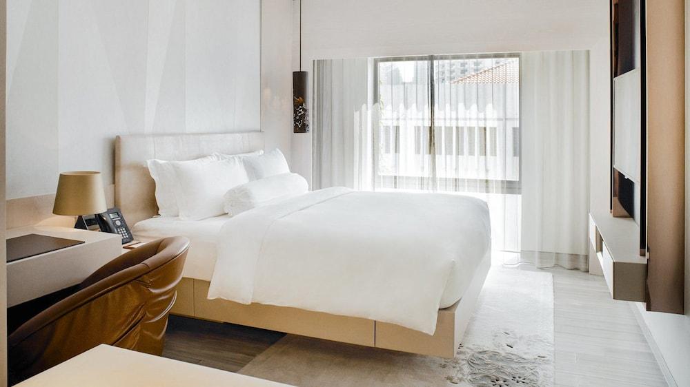 Naumi - Sg Clean 5* Singapur